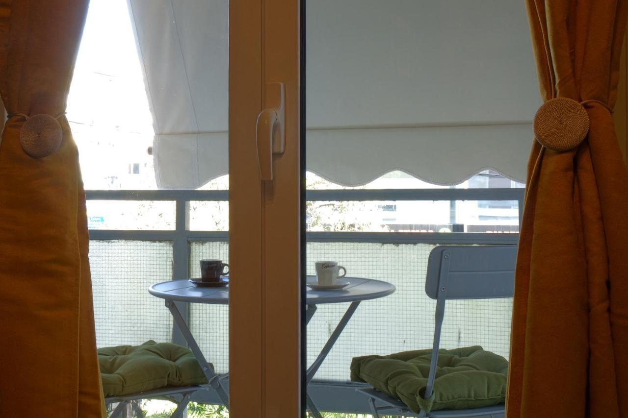 You & Me Cozy Apartments By Zain Athens Exterior photo